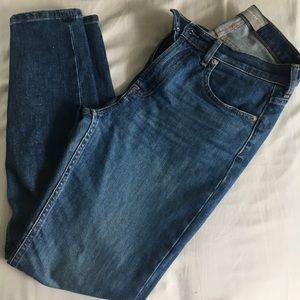 High rise skinny jean regular -$40